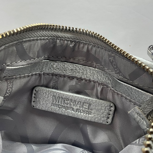 MICHAEL KORS Coin Purse - Picture 3 of 3